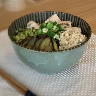 夏休みのお昼に！野菜冷しゃぶうどん✧